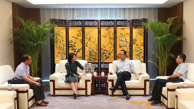 定西市委常委、宣傳部長陳月芳一行 到集團(tuán)公司推介洽談合作項(xiàng)目