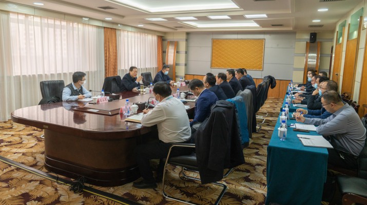 省政府國資委黨委書記、主任吳萬華到蘭州飯店調(diào)研