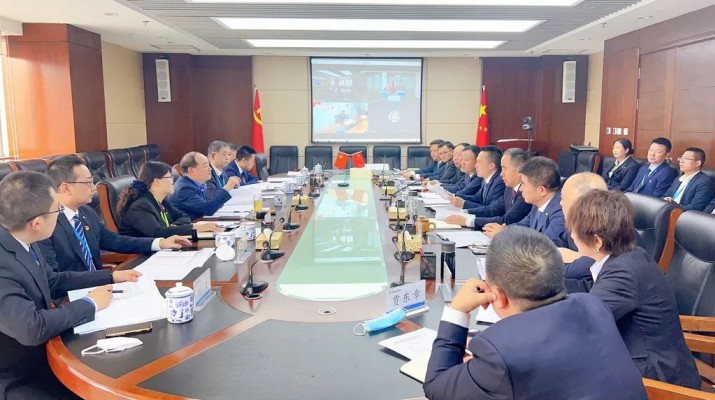 石培文董事長一行赴投資集團(tuán)、開發(fā)建設(shè)公司調(diào)研指導(dǎo)工作